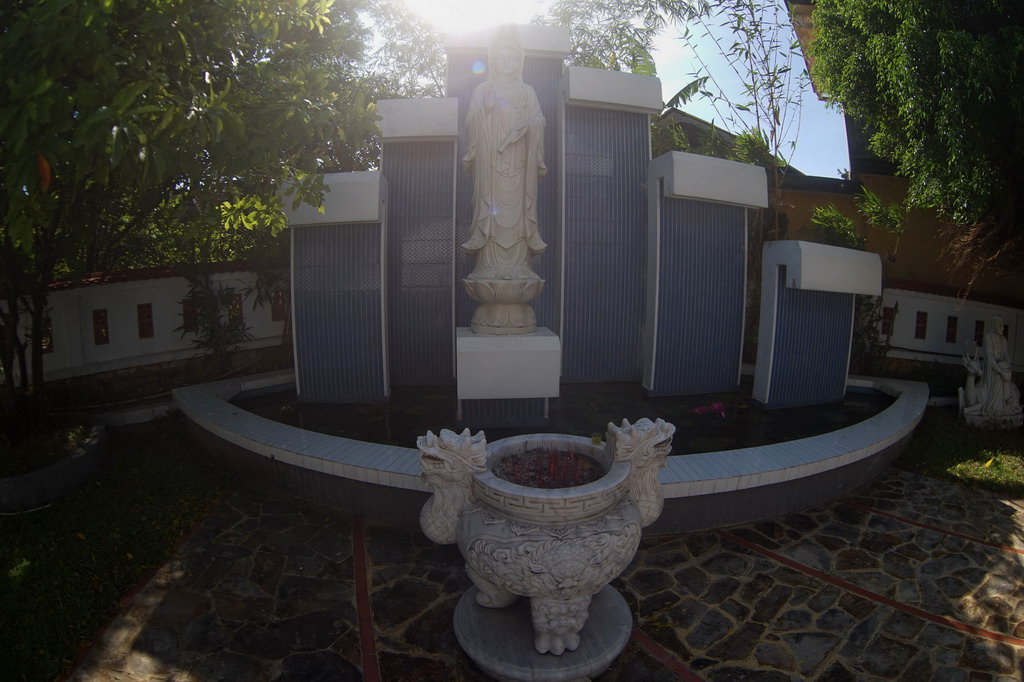 Vĩnh Phước tự: Ngôi chùa trắng có kiến trúc độc lạ hiếm thấy ở Quảng Bình 14