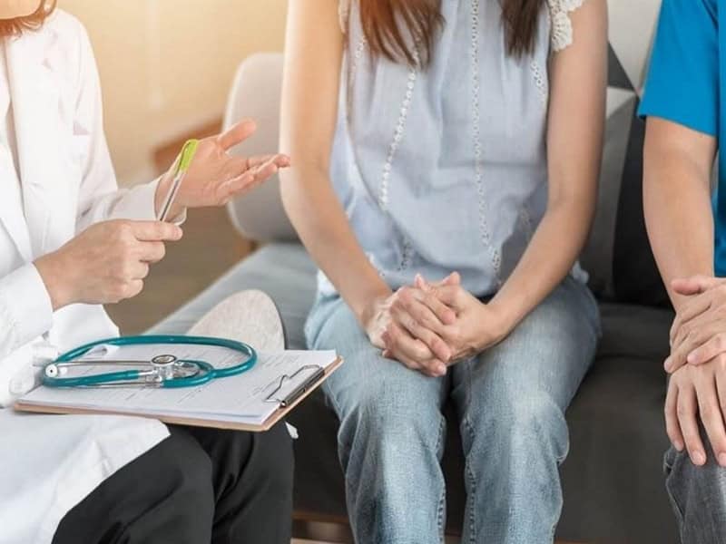 co dau hieu nao canh bao suc khoe sinh san can duoc quan tam hay khong