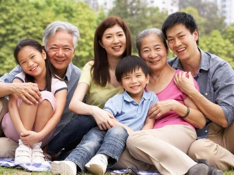 co dau hieu nao cho thay khoang cach the he dang tang len trong gia dinh