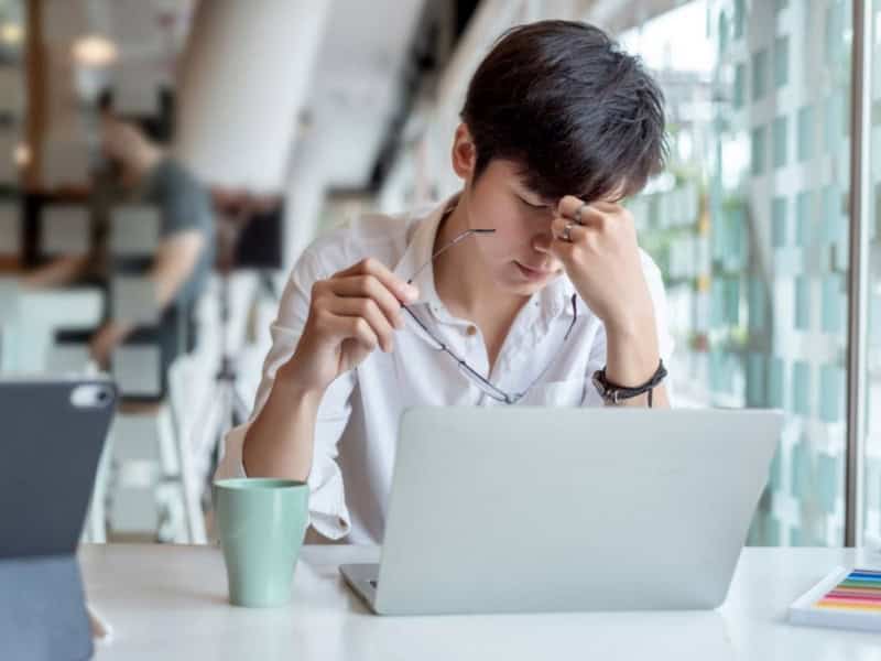 co dau hieu stress cang thang anh huong den tinh than va hieu suat