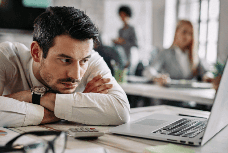 Công việc của nam Quý Mùi năm nay khá ổn định nhưng hạn Thiên La có thể gây cảm giác bế tắc một vài thời điểm Công việc của nam Quý Mùi năm nay khá ổn định nhưng hạn Thiên La có thể gây cảm giác bế tắc một vài thời điểm