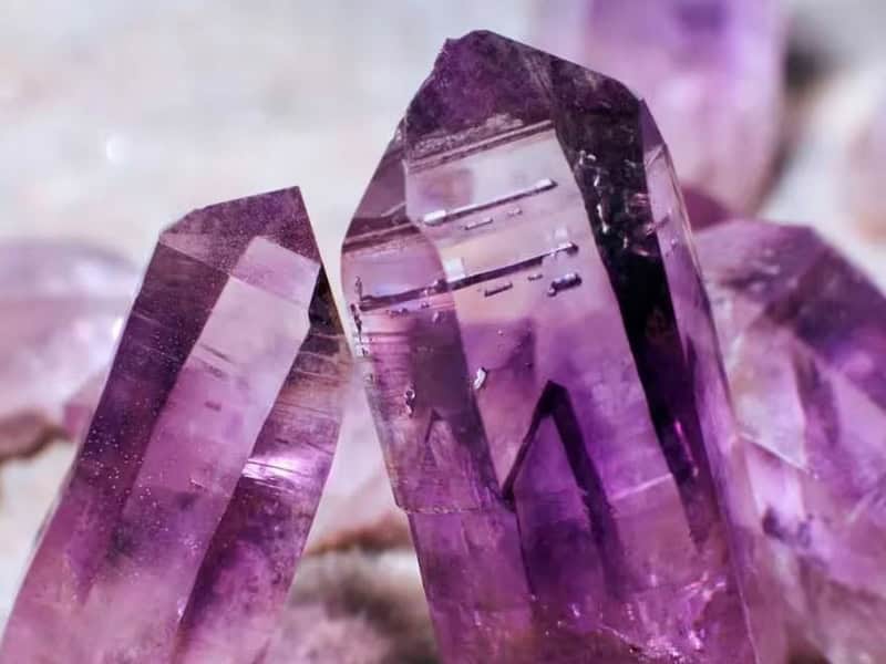 da phong thuy nao hop tuoi binh thin de tang them cat khi tron doi