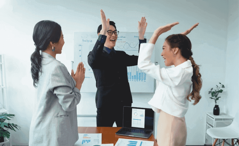 Do nam Binh Ngo tam hop voi tuoi Dan nen cong viec cua nu mang nam 2026 se co nhieu chuyen bien tich cuc