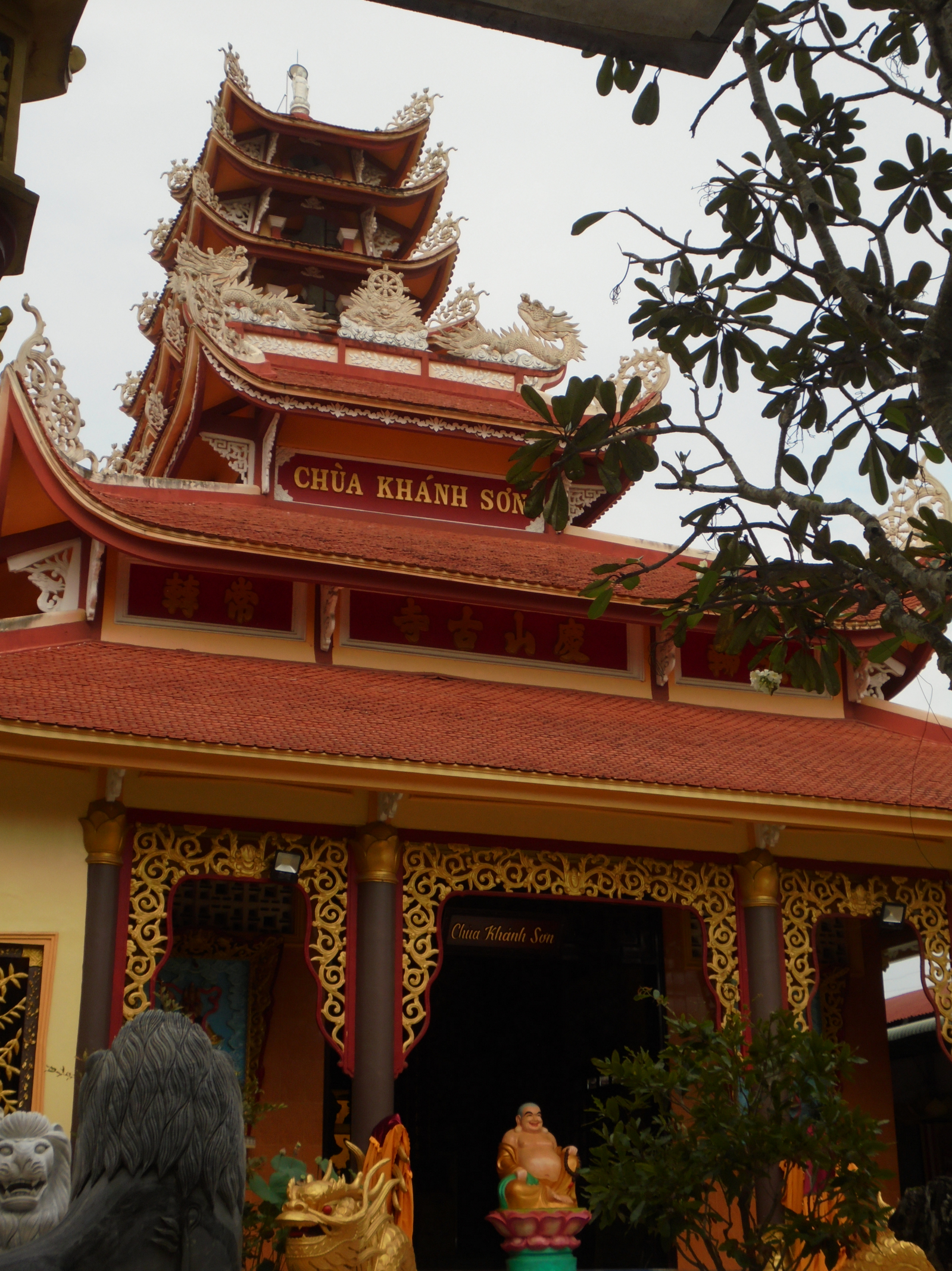 Vườn kinh đá tại chùa Phước Hậu.