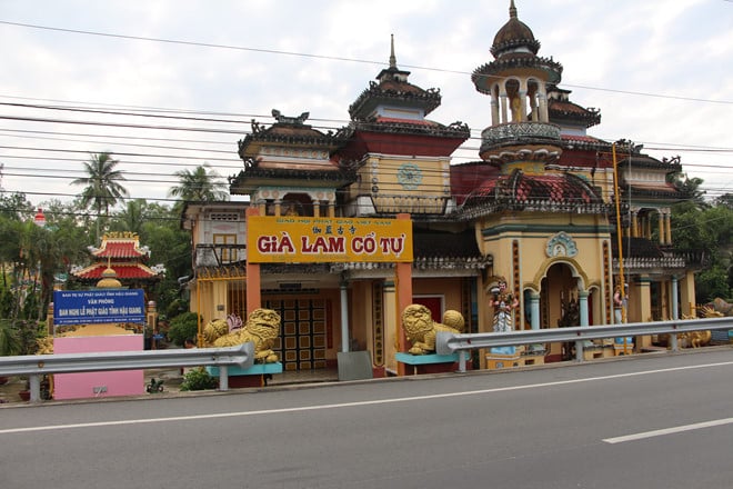 Già Lam Cổ Tự: Ngôi chùa có hàng trăm pho tượng chỉ một thầy trụ trì trông nom 1