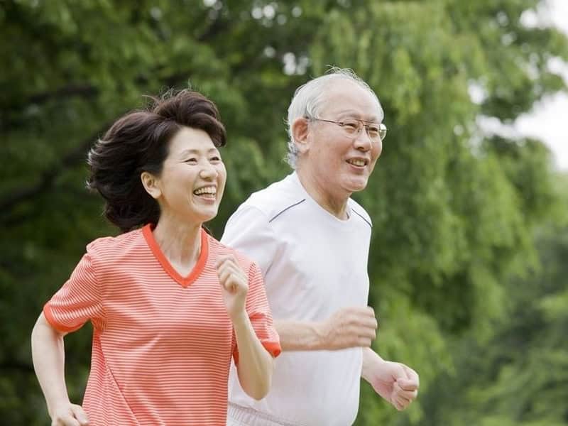 hau van sau 50 tuoi cuoc song on dinh hay bien dong