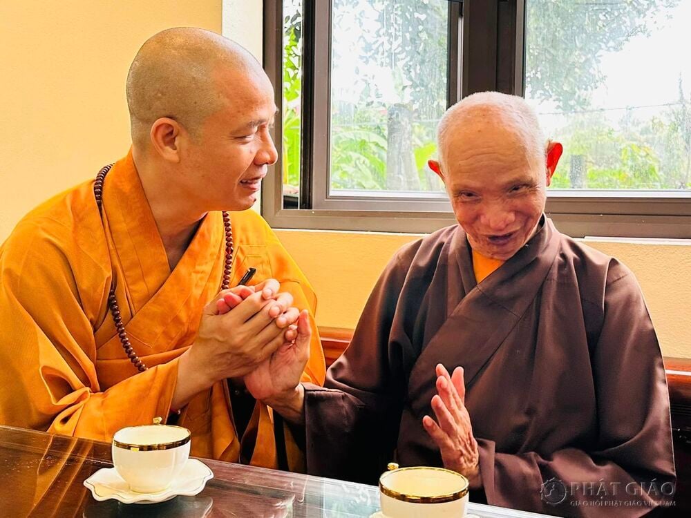 Chân dung Trưởng lão Hoà thượng Thích Giác Hạnh qua ảnh 2