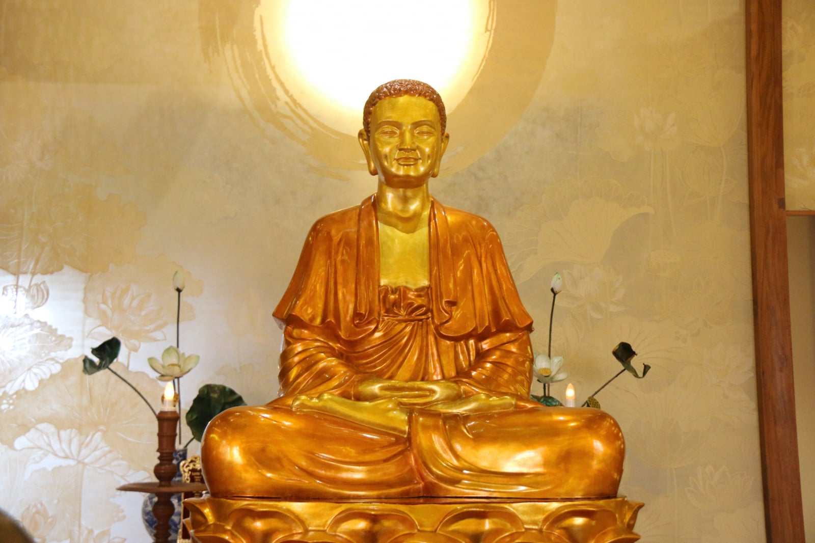 Thế nào là từ bi và trí tuệ? 4