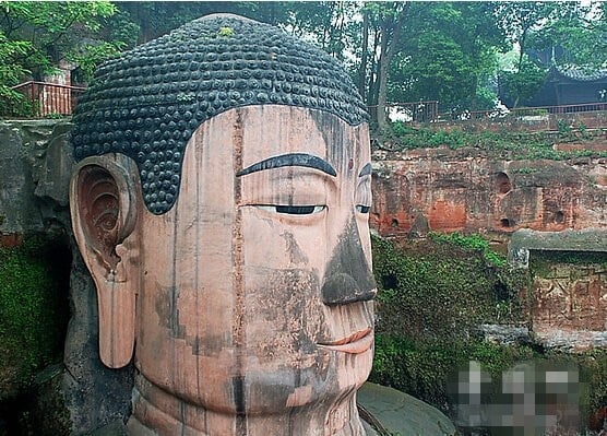 Bí ẩn bức tượng Phật cổ Lạc Sơn Đại Phật hơn nghìn năm đã 4 lần rơi lệ ở Trung Quốc 4