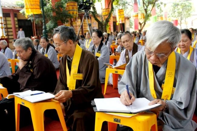 Hòa thượng, Ni cô, Cư sĩ là gì? 4