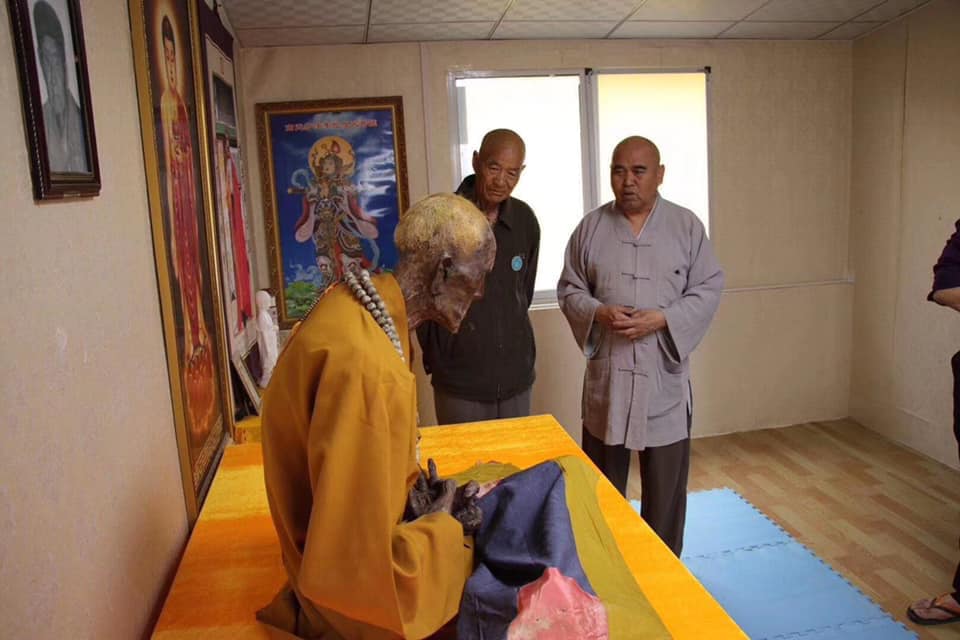 Nhục thân bất hoại của Hòa thượng Hải Hiền 3