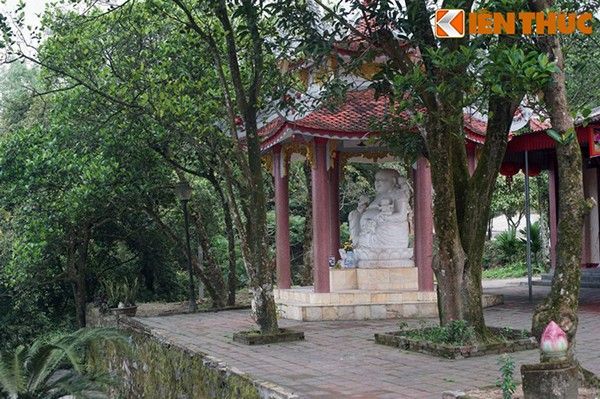 Vẻ đẹp đắm say lòng người của chùa Thiên Tượng xứ Nghệ 7