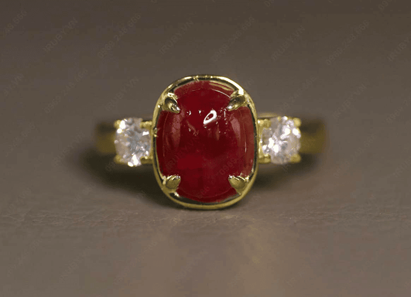 Ruby là đá phong thủy rất hợp với nữ Đinh Dậu, có thể hỗ trợ hóa giải năng lượng tương khắc từ năm 2026
