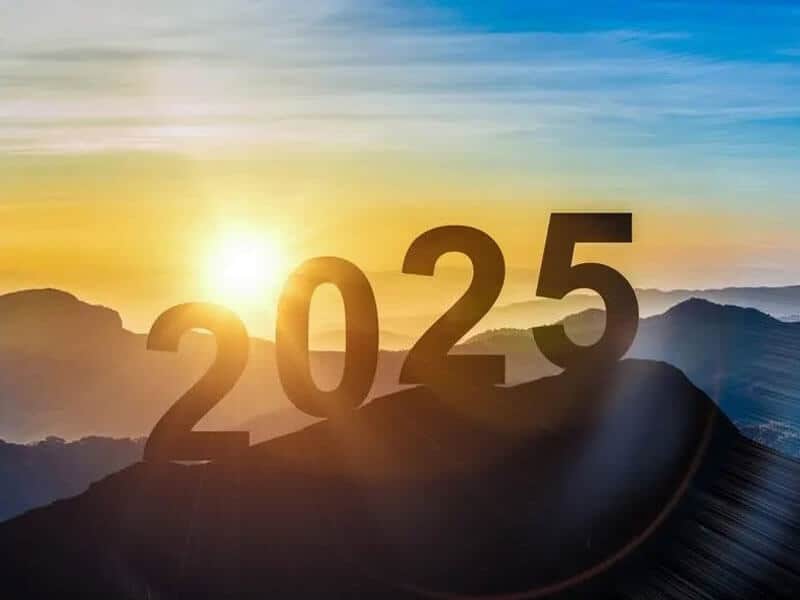 nu ky ty nen can trong ve tai chinh va suc khoe trong nam 2025