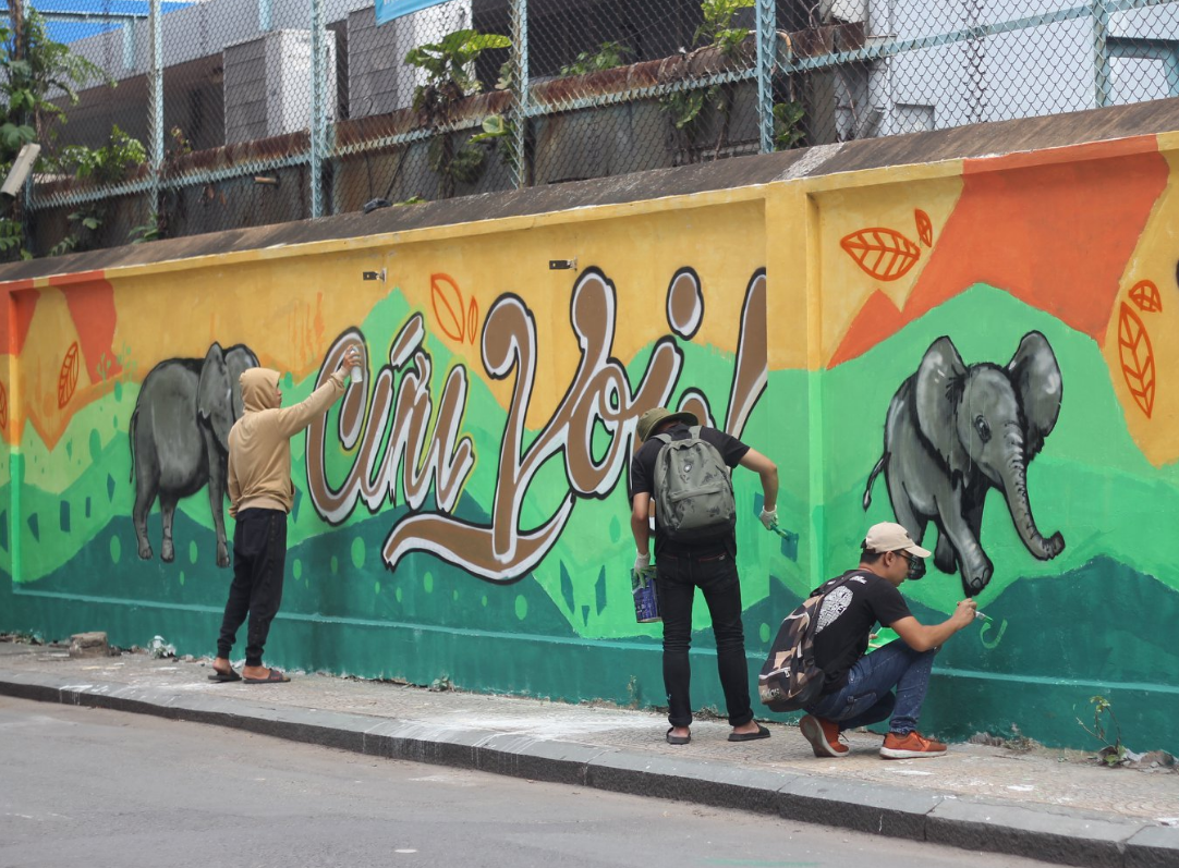 CHANGE - tổ chức với hoạt động