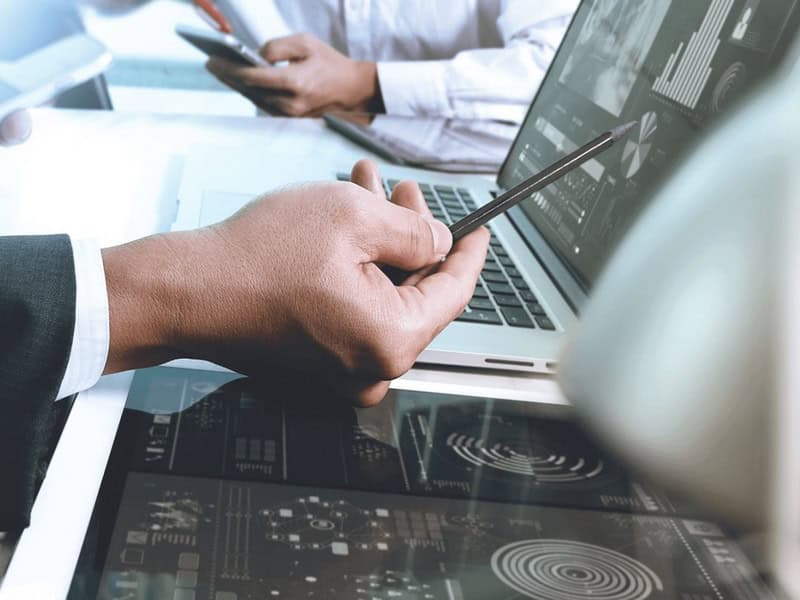 thoi diem nao tuoi nay de doi mat voi van han nang nhat