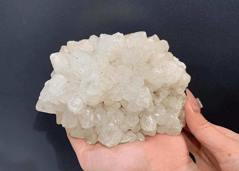 Tinh the Thach Anh Trang la mot dong da quy se ho tro nu Quy Hoi hoa giai han Tam Tai nam 2025 cuc hieu qua