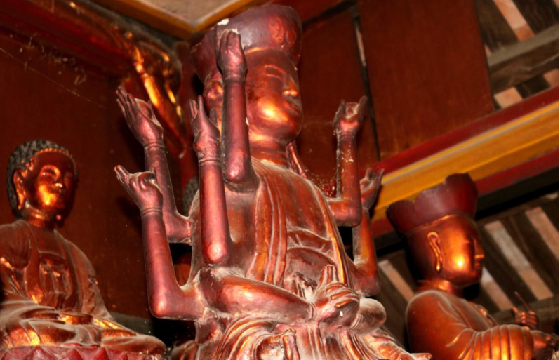 Câu chuyện ẩn sau bức tượng cổ 'Đầu người đội Phật' ở Nghệ An 10