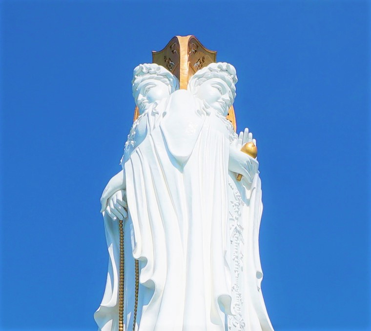 Tượng Quan Âm ba mặt cao nhất thế giới 3