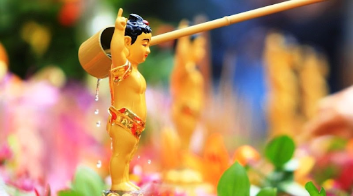 Đức Phật đản sinh vào ngày nào? 3