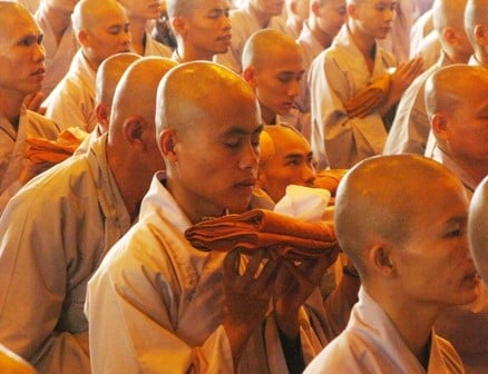 Xuất gia là gì và để làm gì? 4