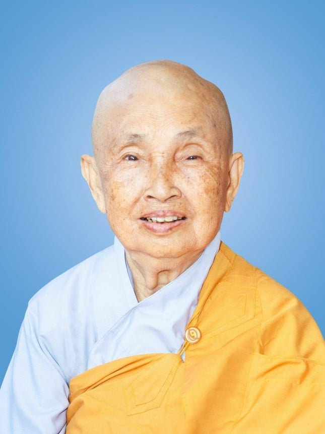 z3612733157941 ebfaaf9e048f6c1b7c97bc5989376c1c 685 2224 1