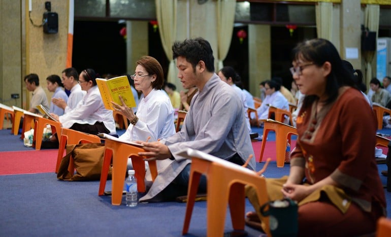 Tụng kinh cầu an 1