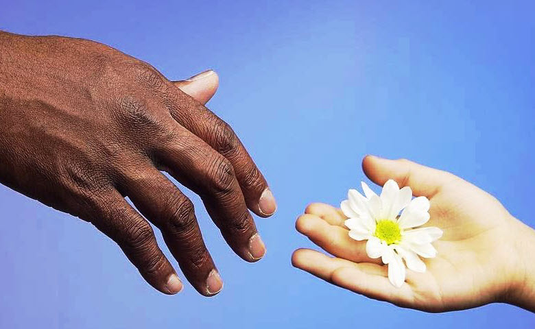 Ý nghĩa của bố thí và cúng dường 3