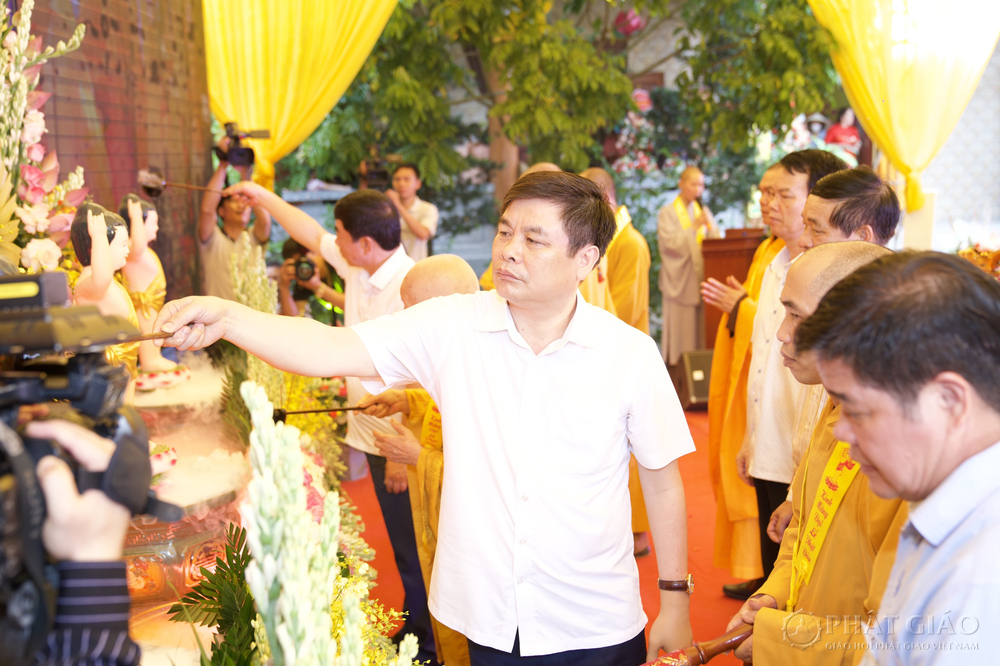Thái Bình: BTS GHPGVN huyện Tiền Hải tổ chức Đại lễ Phật đản tại chùa Thiên Bảo 4